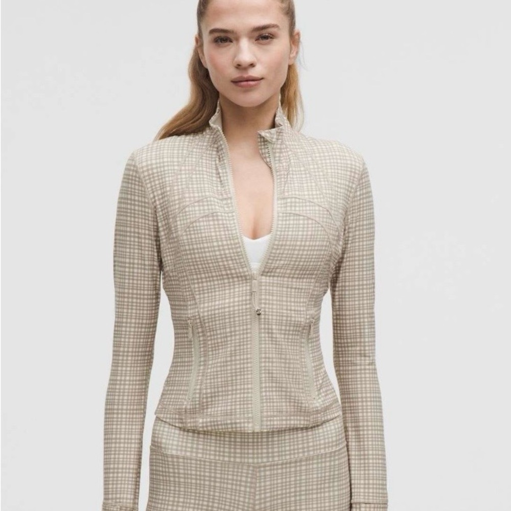 NWT Lululemon Define Crop Jacket